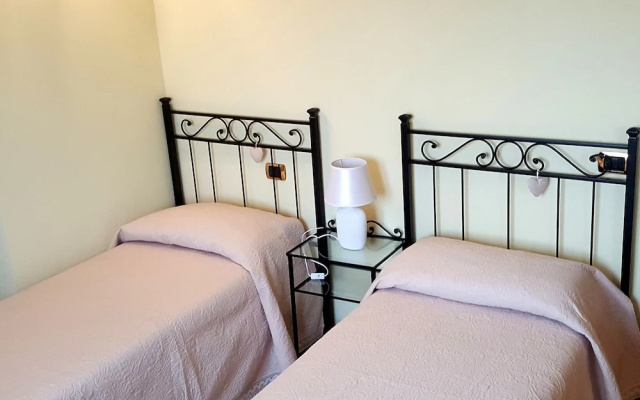B&B Laguna
