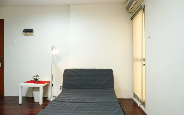 Comfy 3BR Apartment at Mediterania Gajah Mada By Travelio