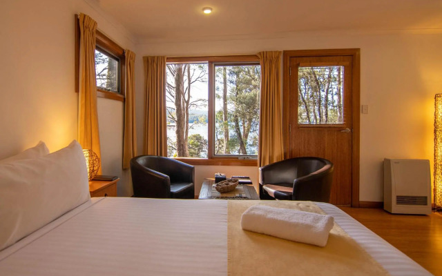 Lake St Clair Lodge