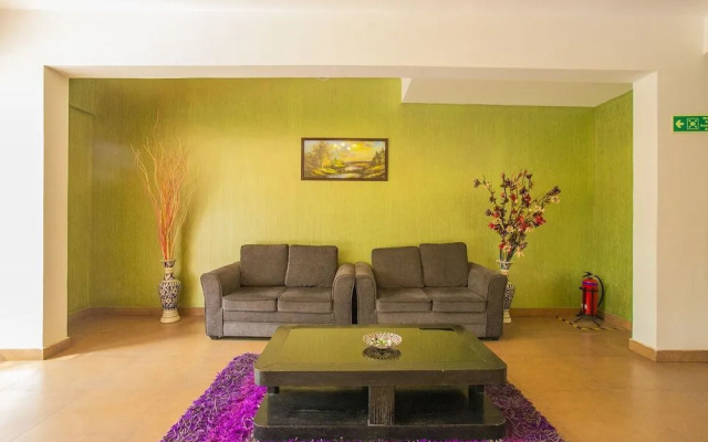 OYO 22935 Iwe Studio