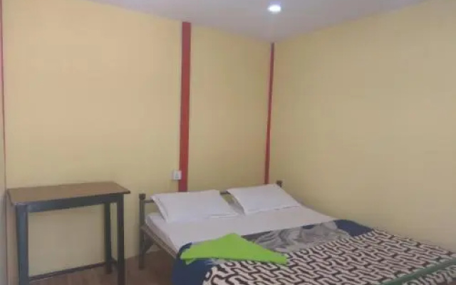 Beehive Hostel