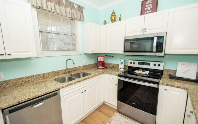 Magnolia Place 4789-103