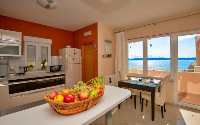 Nice Apartment in Igrane With 3 Bedrooms and Wifi