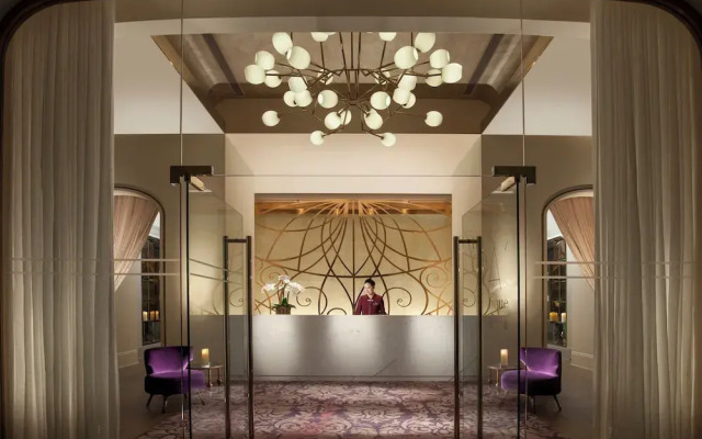 Paiza Lofts at Parisian