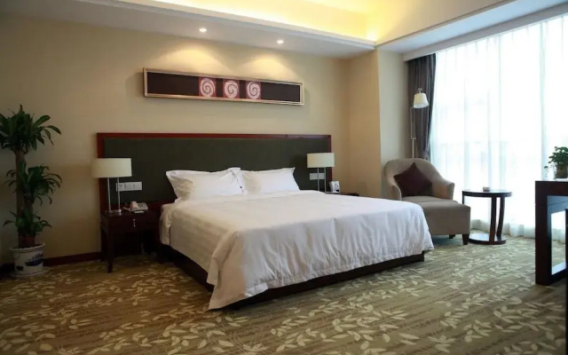 Dongshahu Lingli Business Hotel