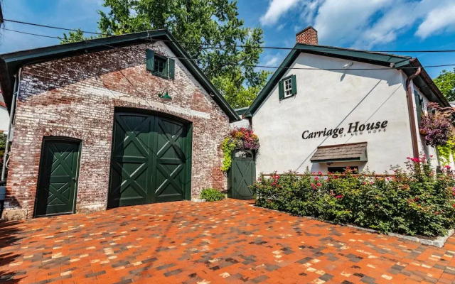 Carriage House of New Hope