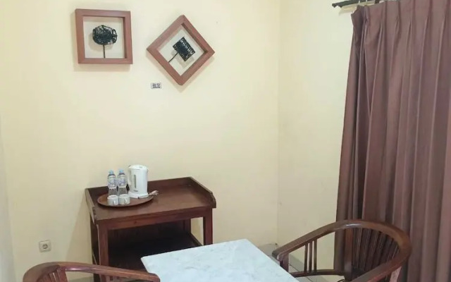 Newly Frances Hotel Cipaganti