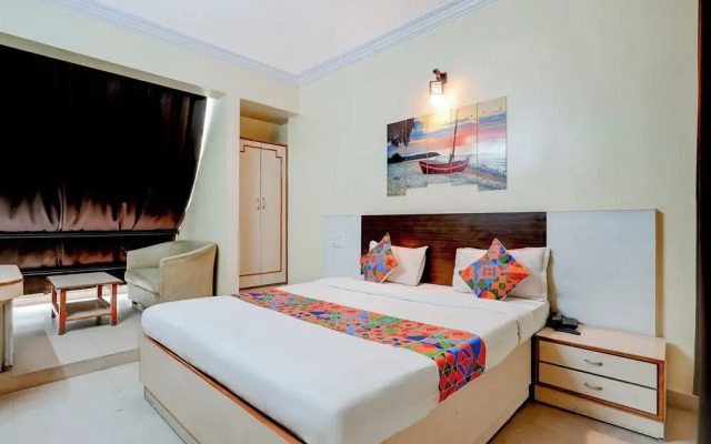 Fabhotel Madhura Residency