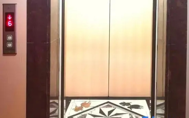 Kaishang Hotel (Wuhan Jiangxia Gymnasium)