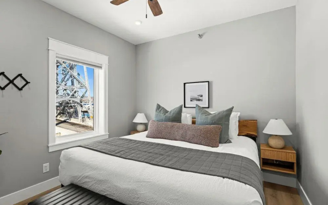 Dragestil 715 Duluth Condos
