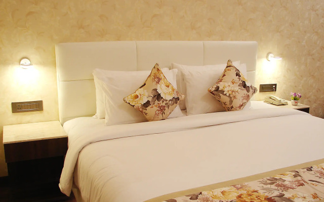 Hotel Grand Maple