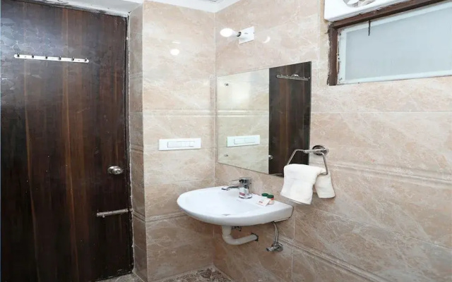 OYO 13555 Corporate serviced apartments Hotel