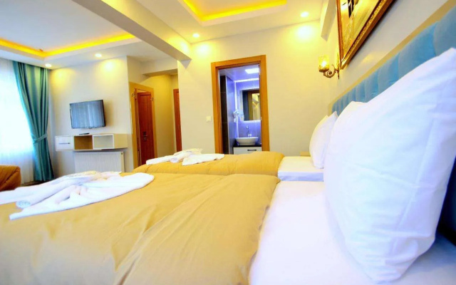 Hira Hotel
