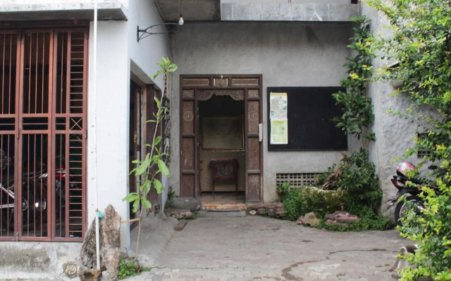 Posnya Seni Godod Art Gallery & Homestay