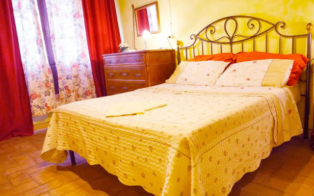 Casa Vacanze per 12 persone con piscina privata