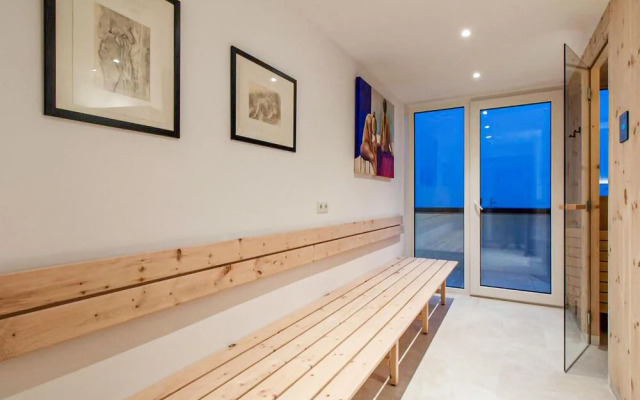Stunning Apartment in Zams With 2 Bedrooms, Sauna and Wifi
