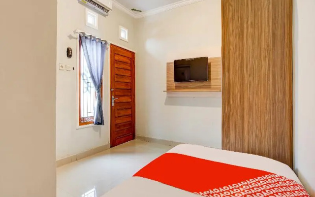 E.barly Syariah by OYO Rooms