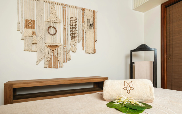 Maradiva Villas Resort & Spa