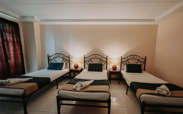 Fuente Hotel De Cebu