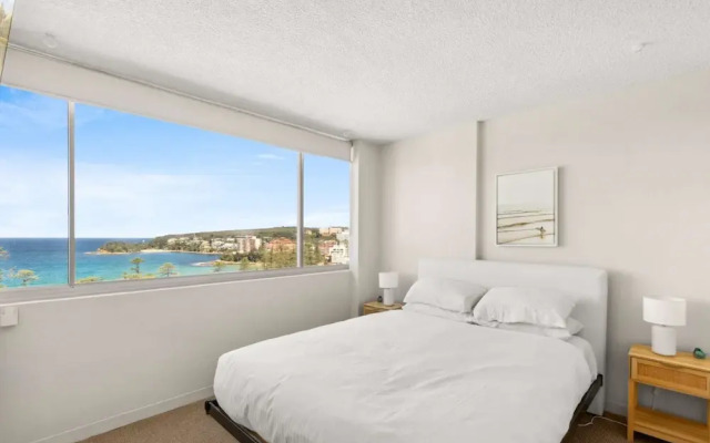 Wake Up to the Ocean: 1-bed With Pool & Views