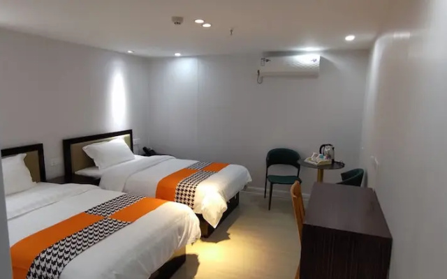 Sky Garden Hotel