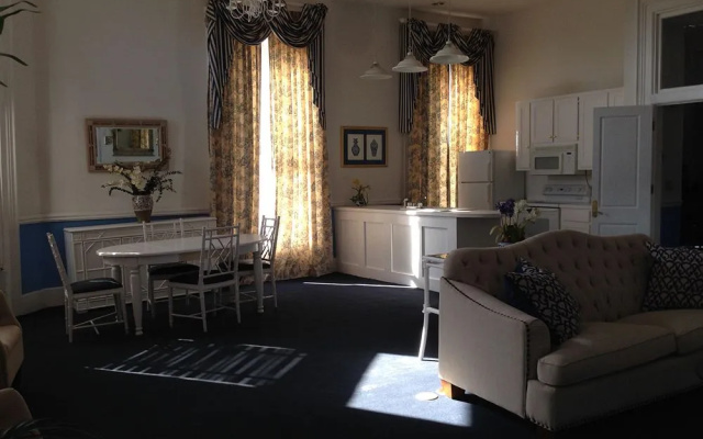 Hotel 27