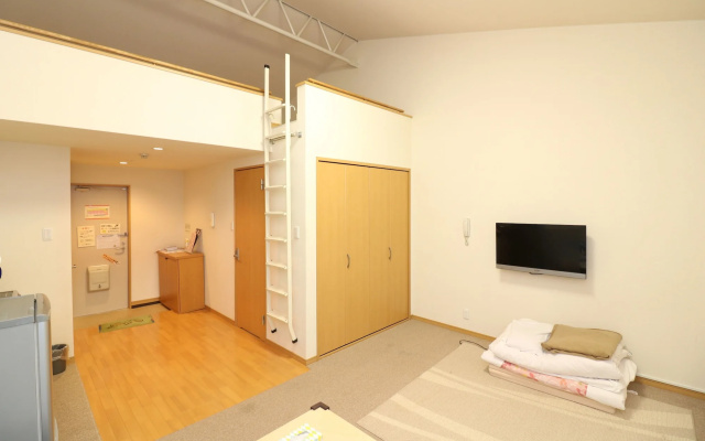 BK Hotel & Weekly