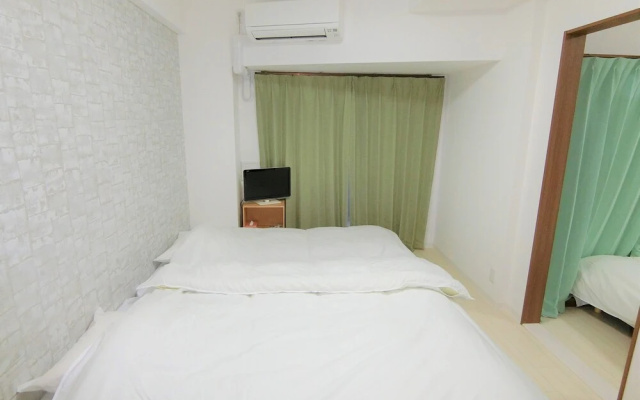 HR Front Regal Namba West