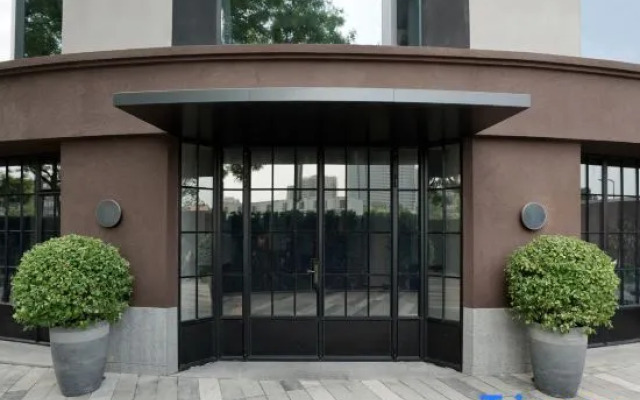 Yutong Hotel (Beijing Tongzhou Jiukeshu Subway Station)