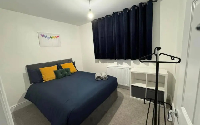 Modern 5-bed House in London Close Excel - Big Ben