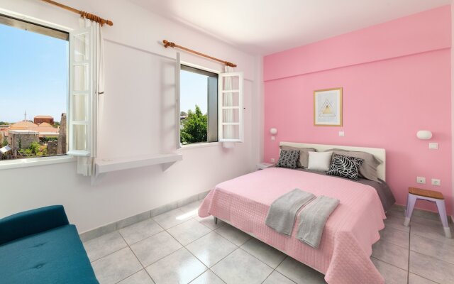 Апартаменты New Studio Flat in Old Town Rhodes комната для гостей