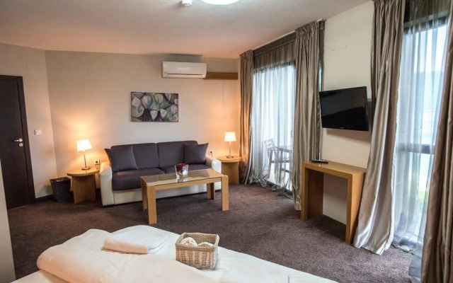 Rocca Resort