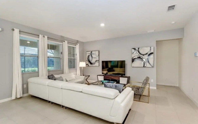 7028OAKWOOD