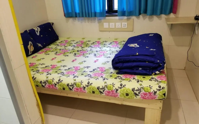 Pay-Less Guest House A2