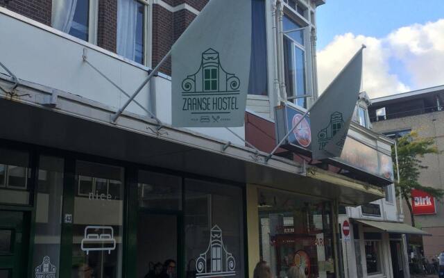 Отель Zaanse Hostel Нидерланды, Занстад - отзывы, цены и фото номеров - забронировать отель Zaanse Hostel онлайн вид на фасад