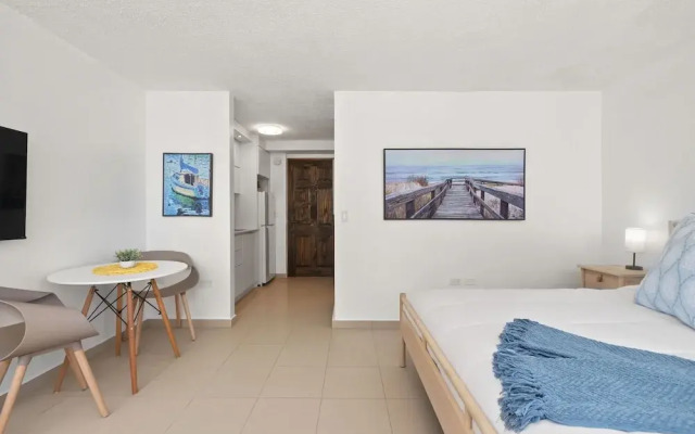 Luxurious Oceanfront Retreat Seaside Otium