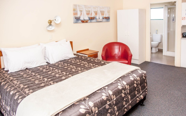 Goldmine Motel