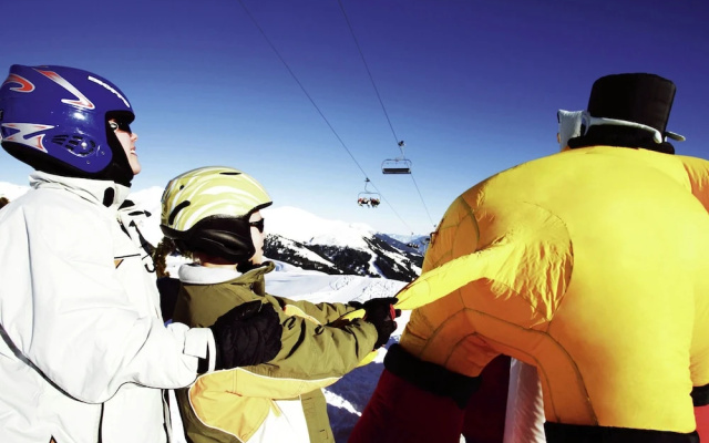 Apartment in Kaltenbach near Ski Lift