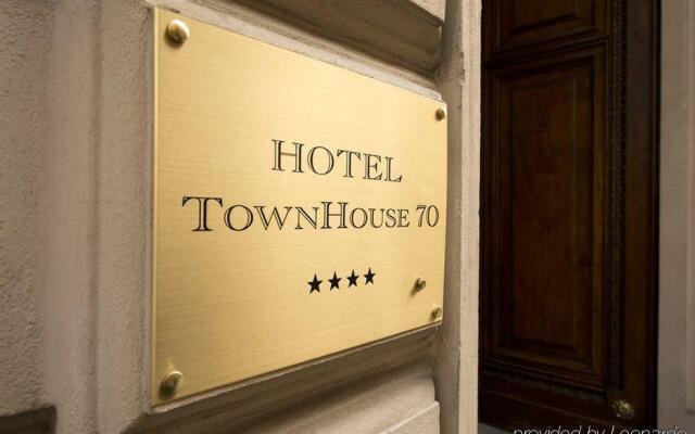 Отель TownHouse 70 вид на фасад