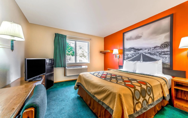 Super 8 By Wyndham Waco University Area