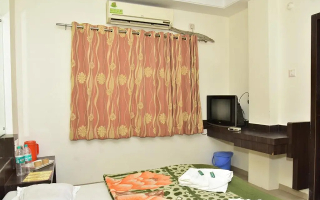 Hotel sai dhyan