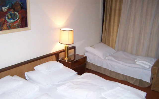 Hotel Konferencia