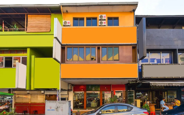 OYO 90562 J Hotel PJ