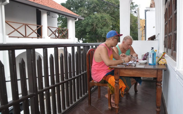 Thenu Rest Guest House