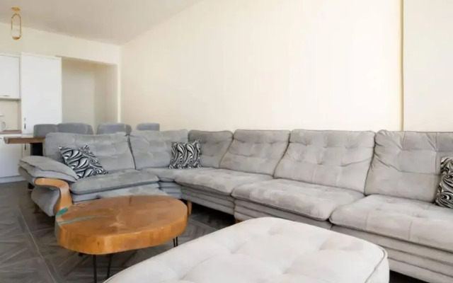 Exclusive Seafront Duplex With Jacuzzi