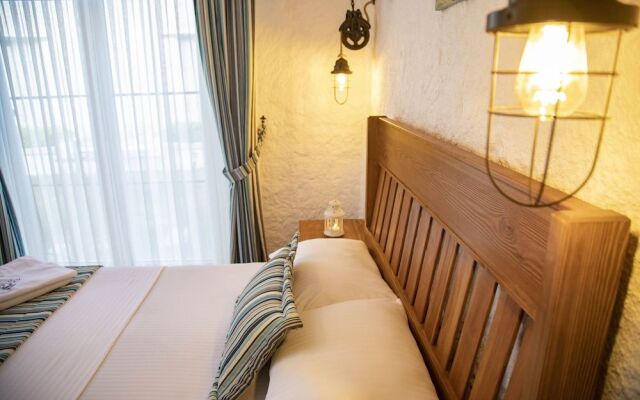 Aymesev Tas Otel