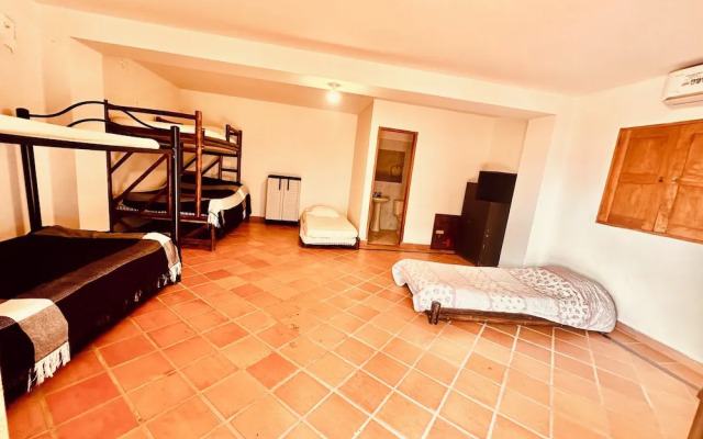 Paradise in San Jeronimo With Air Conditioning and Pool
