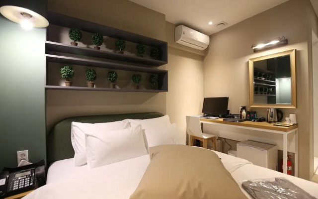 NU Hotel
