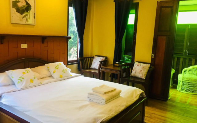Luang Chumni Village