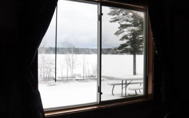 Hiawatha Lodge Inn